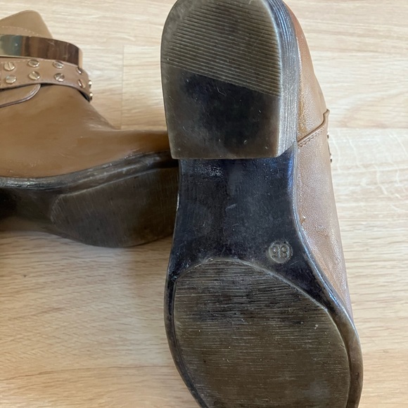 BUCCO anklet boots embossed with good ware and studs 8.5 - Picture 6 of 7